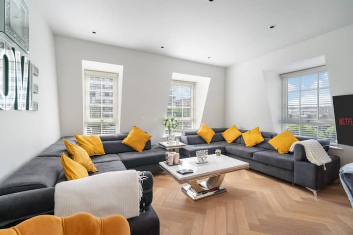Wohnzimmer.