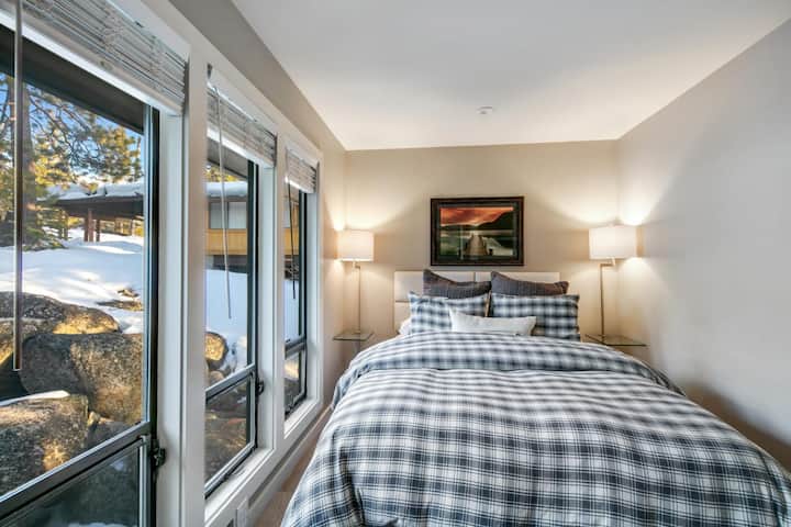 4号卧室，带共用卫生间