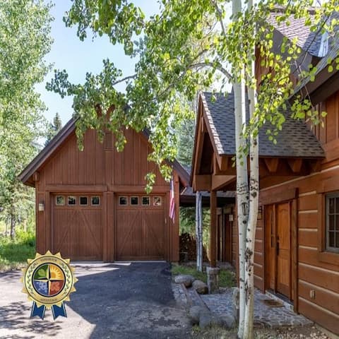 Ace Chalet | Exclusive Tamarack Perks