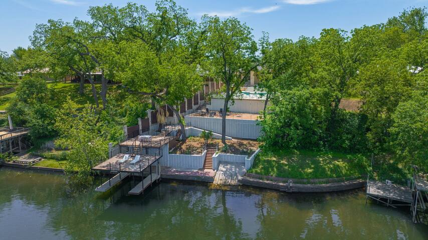 Waterfront, Pool, Fire Pit, 2-Story Dock on LBJ