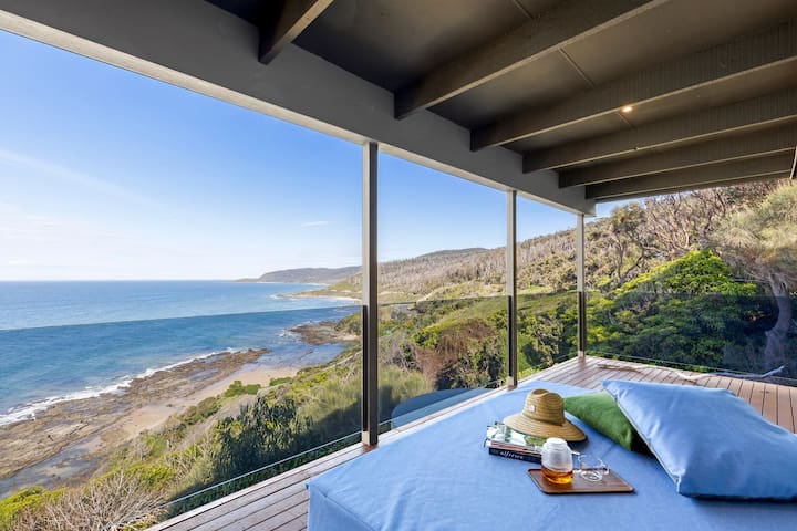 The Headland Retreat – Curated & Contemporary home