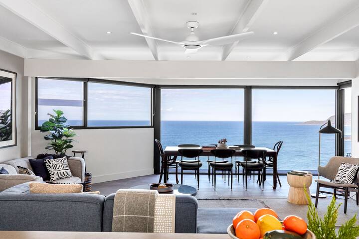 The Headland Retreat – Curated & Contemporary home gallery image 5