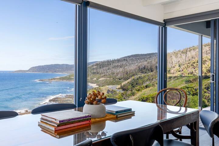 The Headland Retreat – Curated & Contemporary home gallery image 2