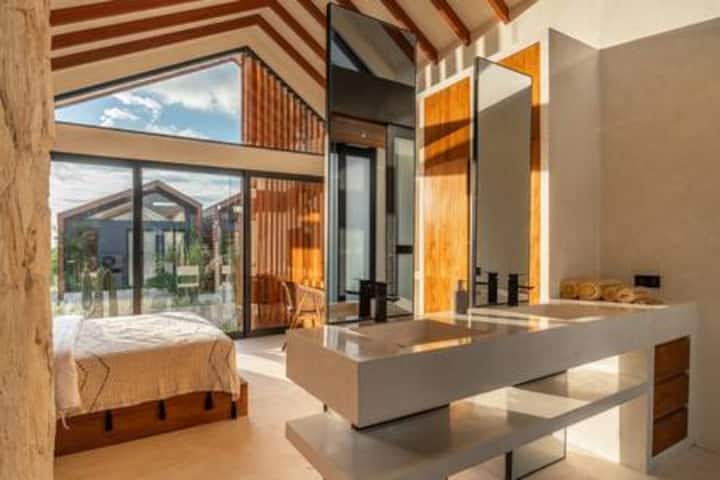 B1 · Villa de piedra con piscina privada de un dormitorio