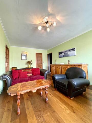 Co-Hotes Claire Et Matthieu managed Airbnb listing 2