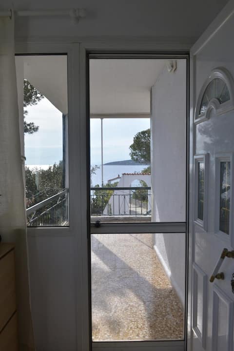 Salamina 200° Horizon Haven