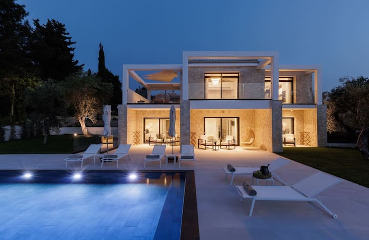 Sea Front Utra Modern Villa - Corfu