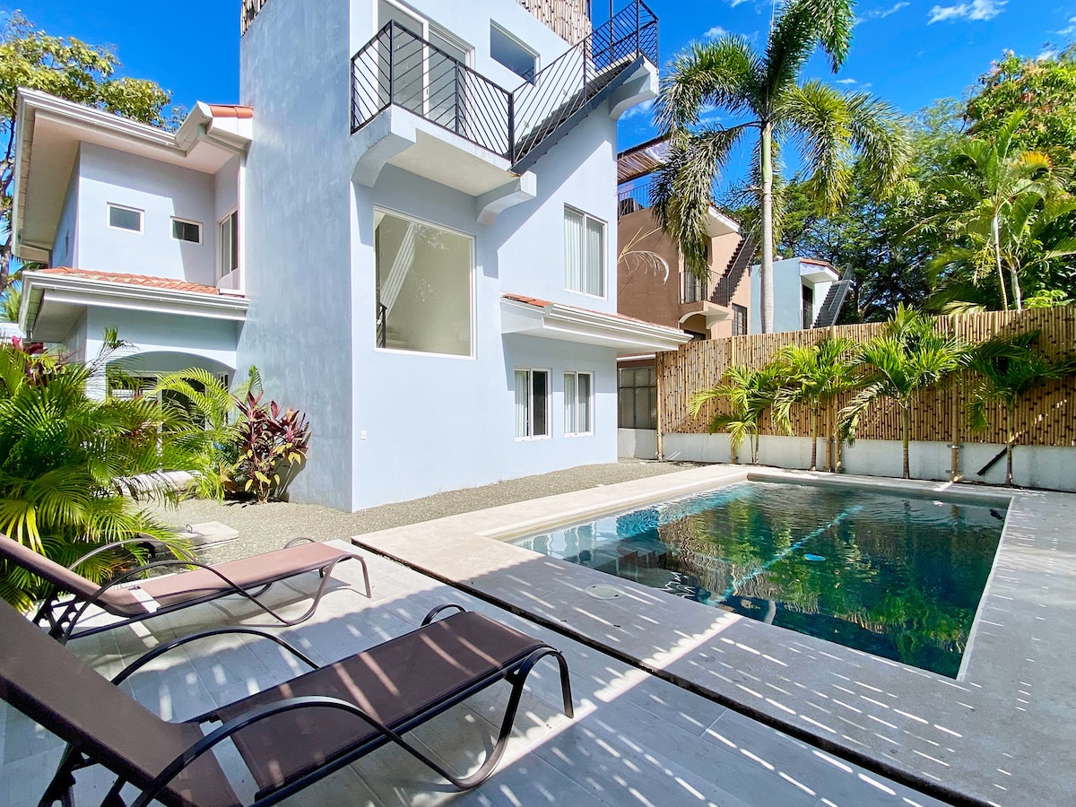 Casa Marina Bahia, Private Pool, Walk to Beach!