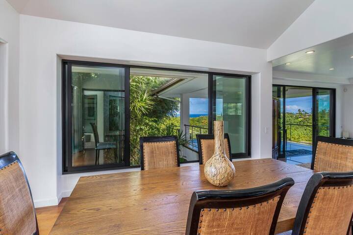 Luxury Zen Retreat overlooking Hanalei gallery image 5