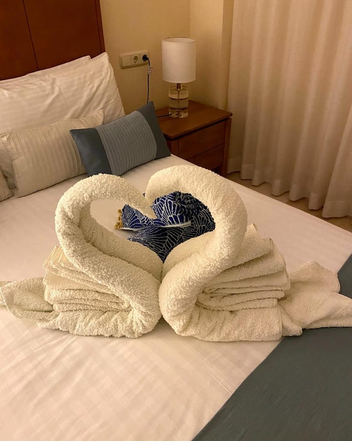 ผ้าปูที่นอนและผ้าขนหนูคุณภาพดีเพื่อความสะดวกสบายของคุณ