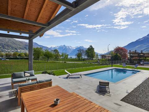 Lusi by Interhome