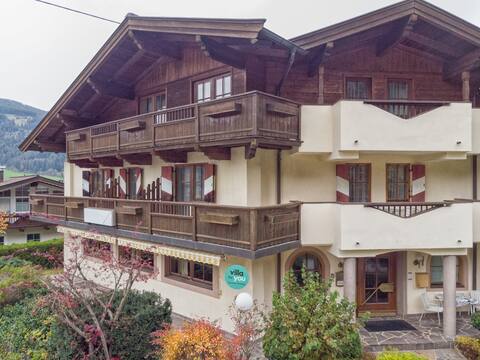 Pet-friendly guesthouse for groups