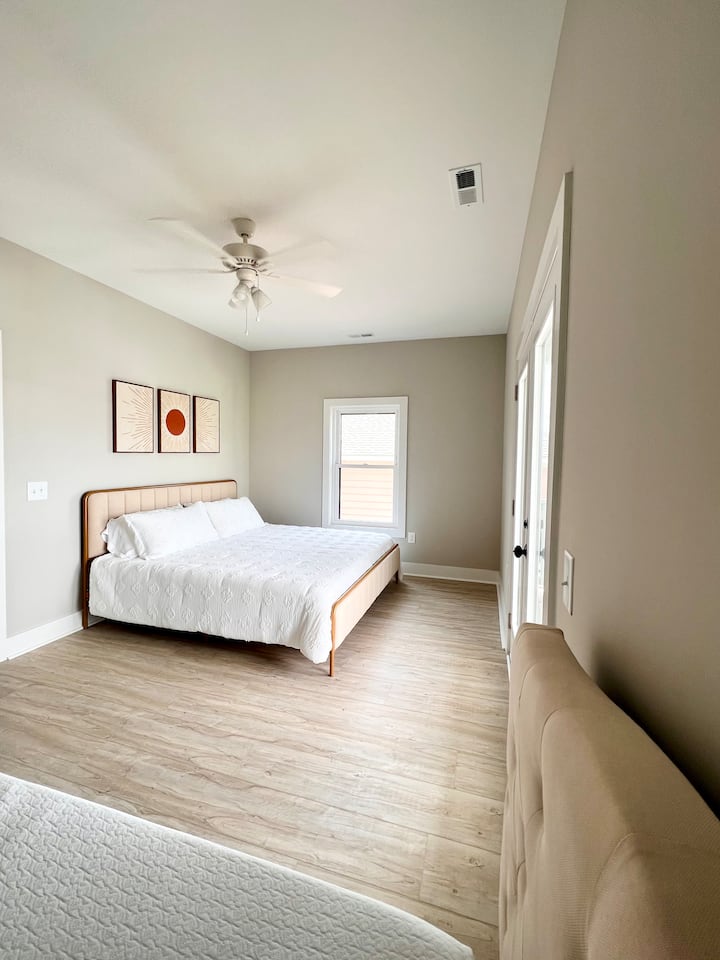 veľká manželská posteľ 