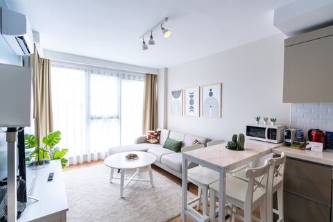 Modern Stylish 2BR Apt, Near Eyüp Sultan Mosque