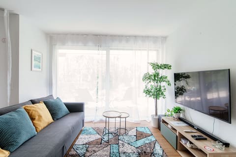 Modern 1BR apartment with sun terrace (Linda)