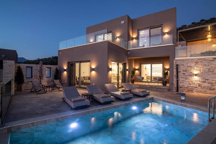 Villa Paradise 2 in Kalamaki gallery image 3