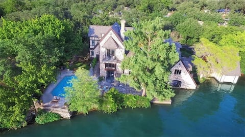 Above Austin Icon| Waterfront I Lake Austin | Poo