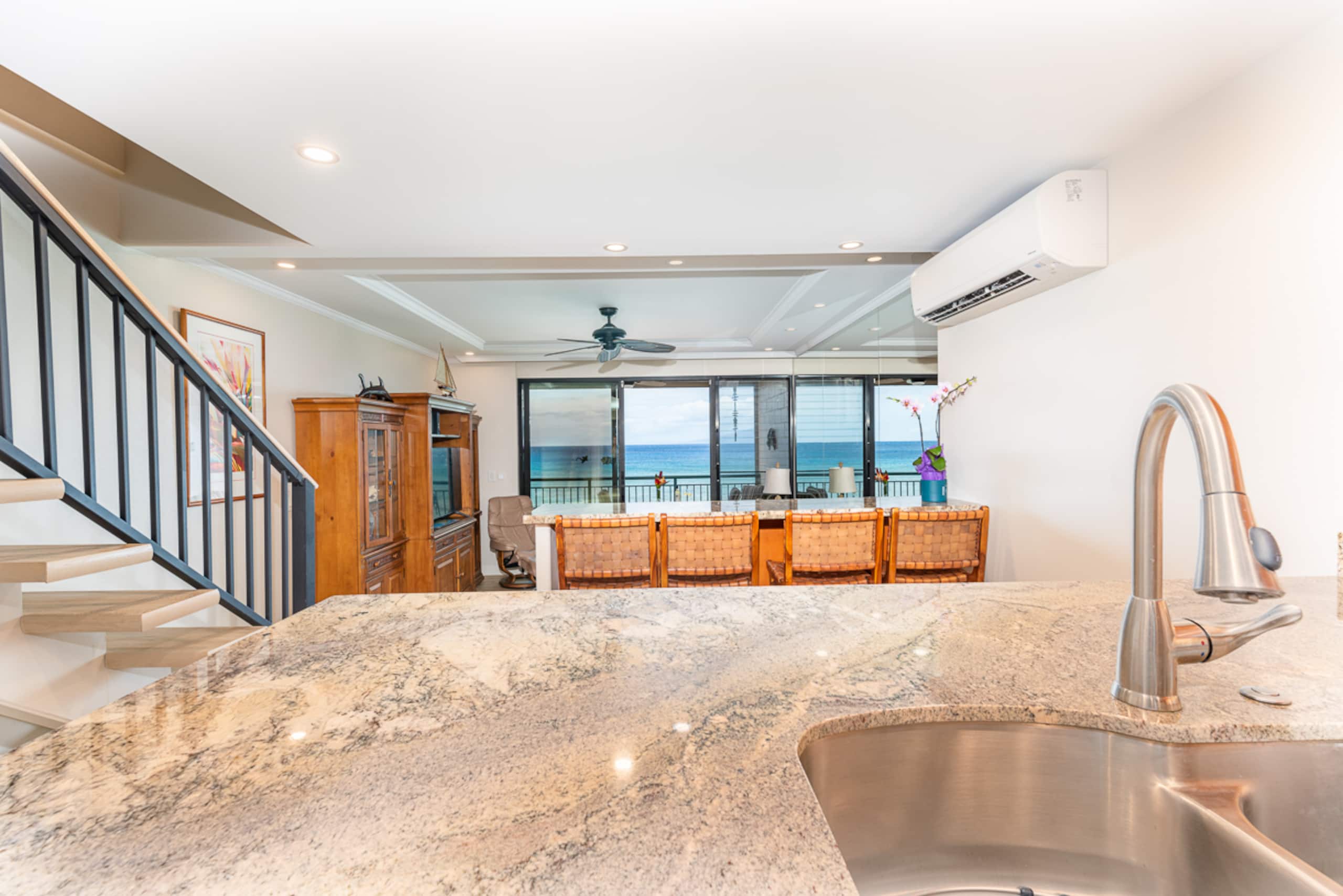 Condo in Lahaina · ★5.0 · 3 bedrooms · 2.5 baths - Image 13