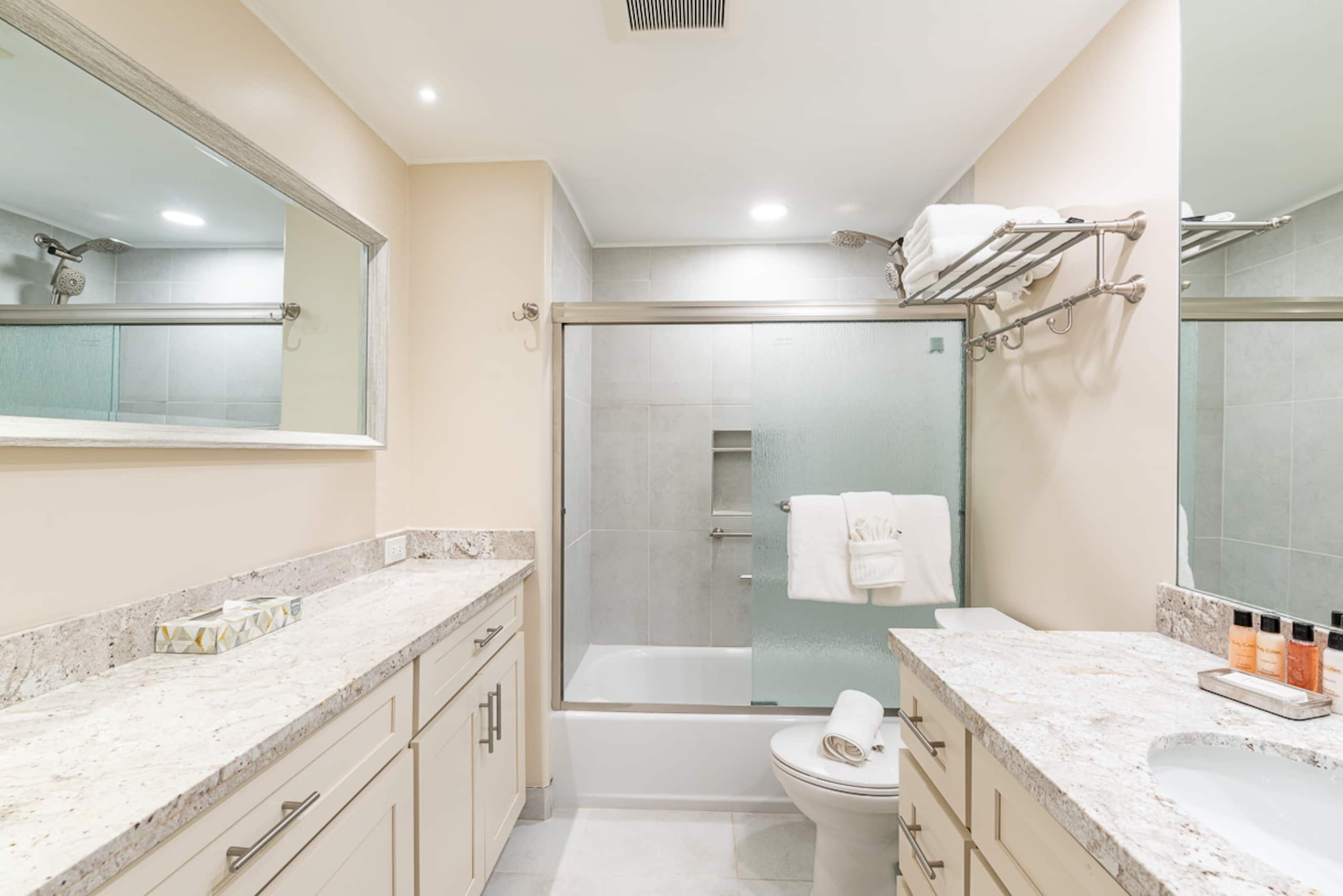 Condo in Lahaina · ★5.0 · 3 bedrooms · 2.5 baths - Image 47