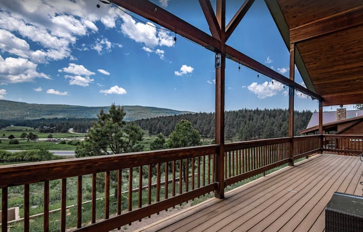 2 Kitchens, 1 Mi To Ski, Hot Tub, Playroom, Deck - Angel Fire, NM