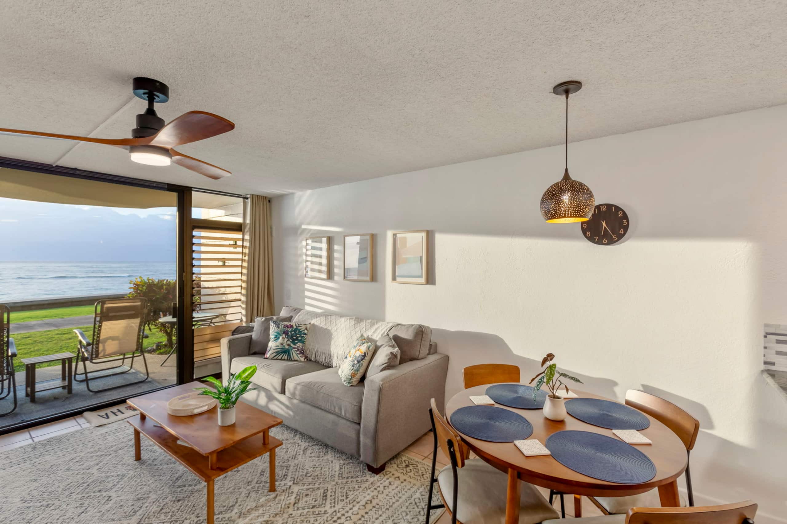 Condo in Lahaina · ★4.94 · 1 bedroom · 2 beds · 1 private bath - Image 6