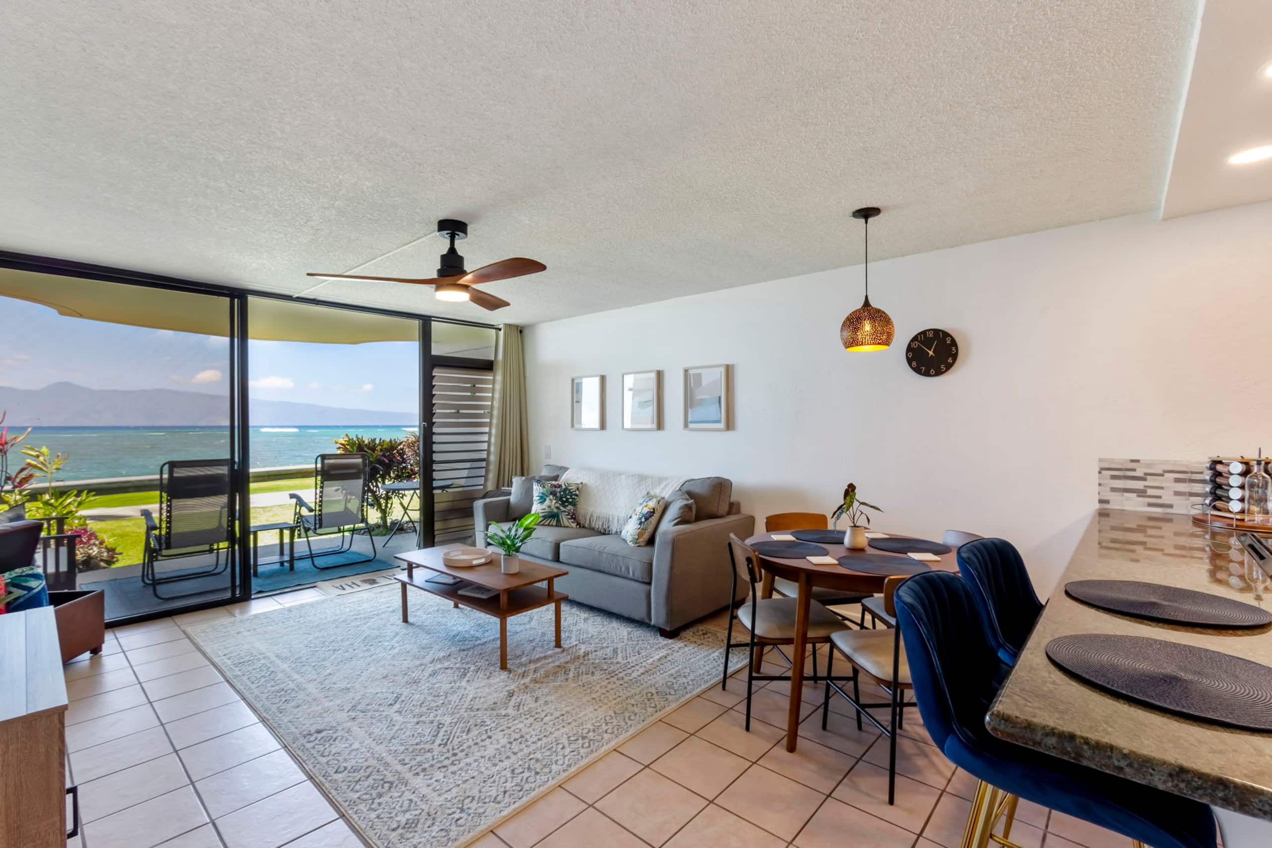 Condo in Lahaina · ★4.94 · 1 bedroom · 2 beds · 1 private bath - Image 7