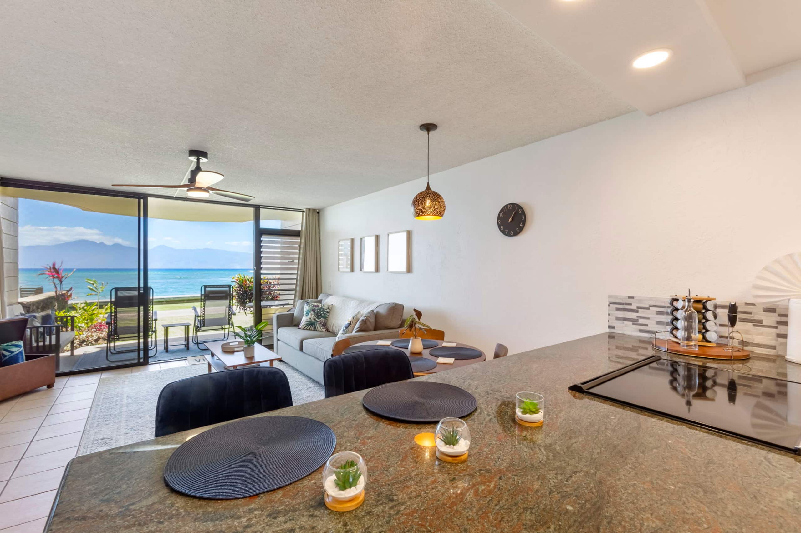 Condo in Lahaina · ★4.94 · 1 bedroom · 2 beds · 1 private bath - Image 50