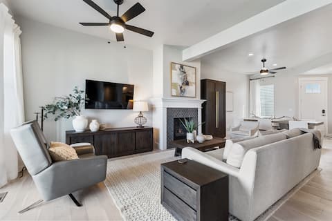 The Mountain View Townhome