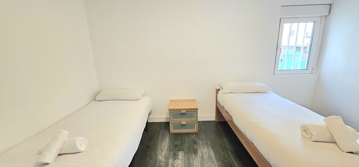 Top performing Airbnb: apartment in ifema for 5 people in Hortaleza