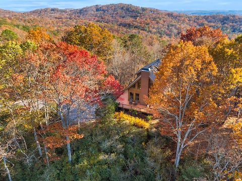 Mountain Views | Near Helen | Spacious Kitchen