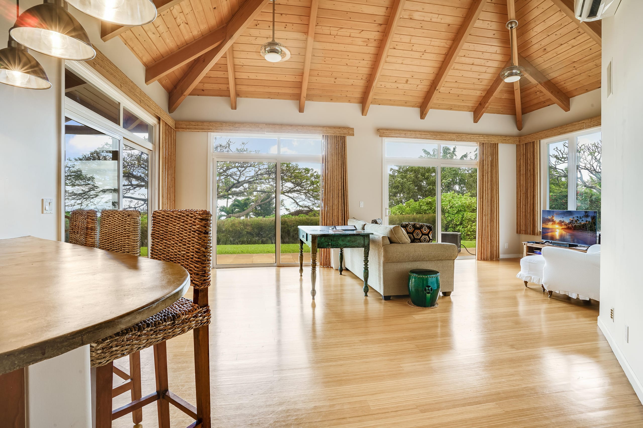Home in Lahaina · ★4.79 · 5 bedrooms · 6 beds · 5 baths - Image 21