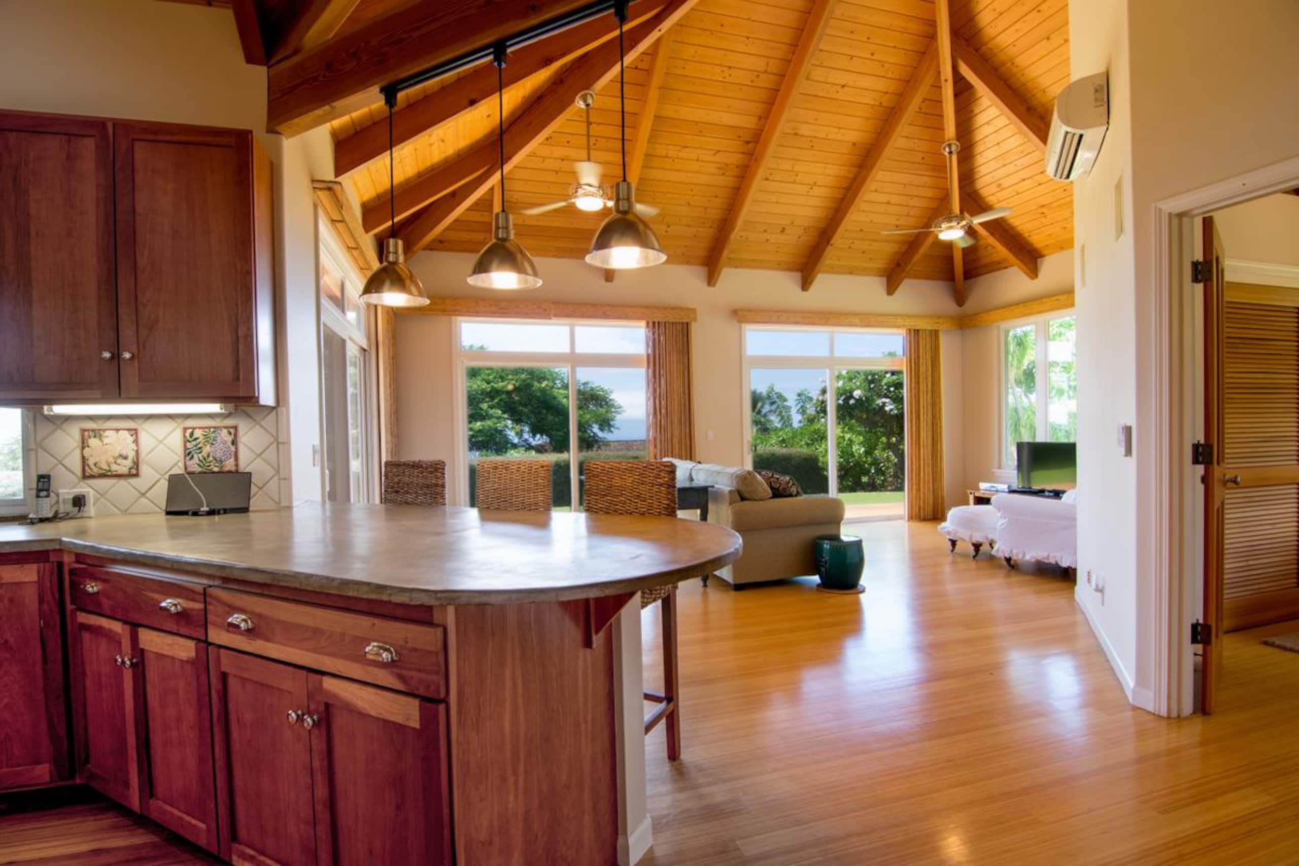 Home in Lahaina · ★4.79 · 5 bedrooms · 6 beds · 5 baths - Image 39