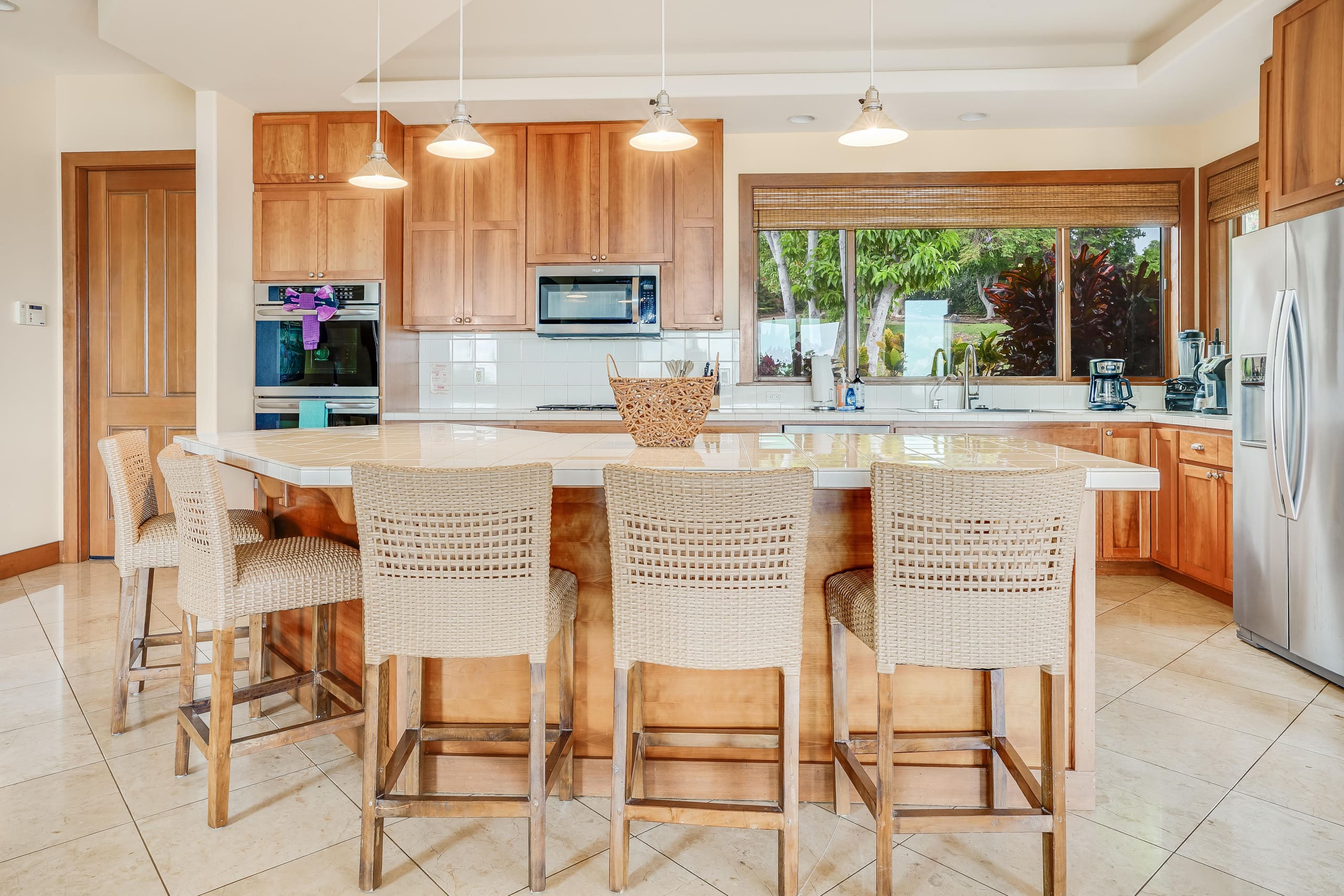 Home in Lahaina · ★4.79 · 5 bedrooms · 6 beds · 5 baths - Image 7