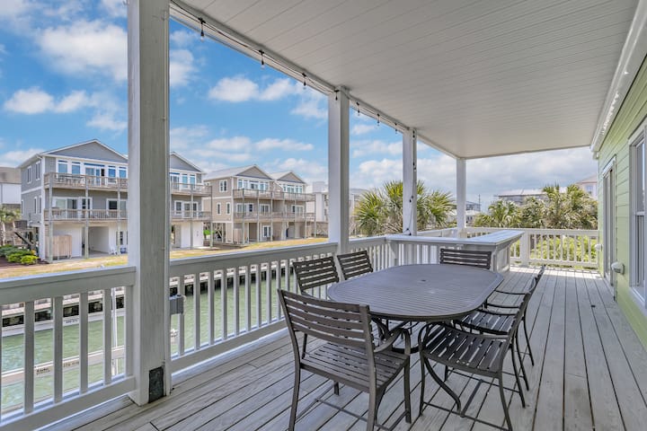 Driftwood | Canal Front, Sound View, Private Dock! - Topsail Beach, NC