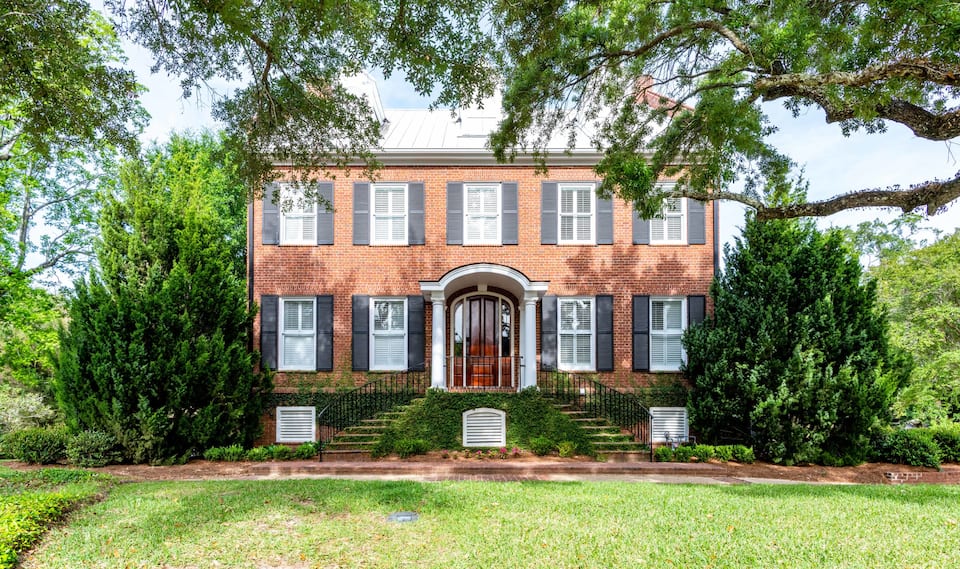 Top-earning Airbnb listing in Fairhope, 8 bedrooms