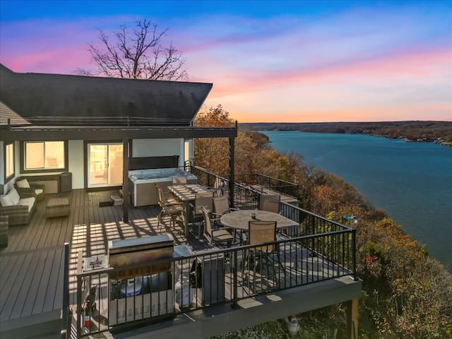 Lake Days Rentals managed Airbnb listing 1