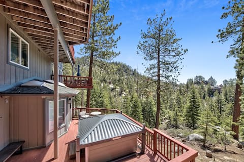 Lx7 Luxury Midcentury Villa w/ Hot Tub