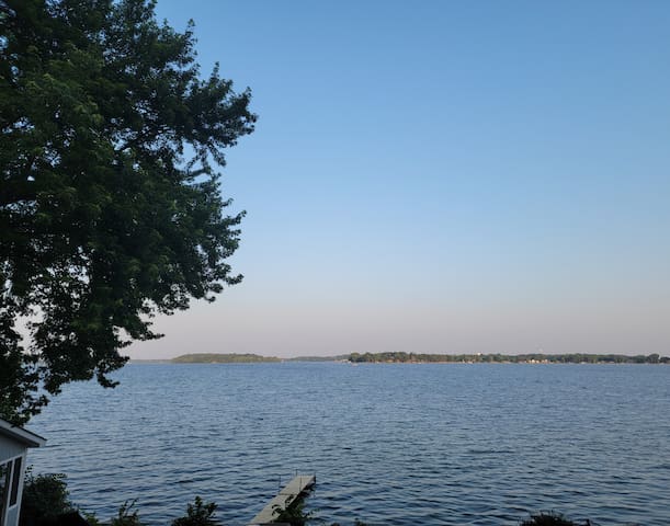 Lakefront Cottage with Sunrise Views & EV Charger