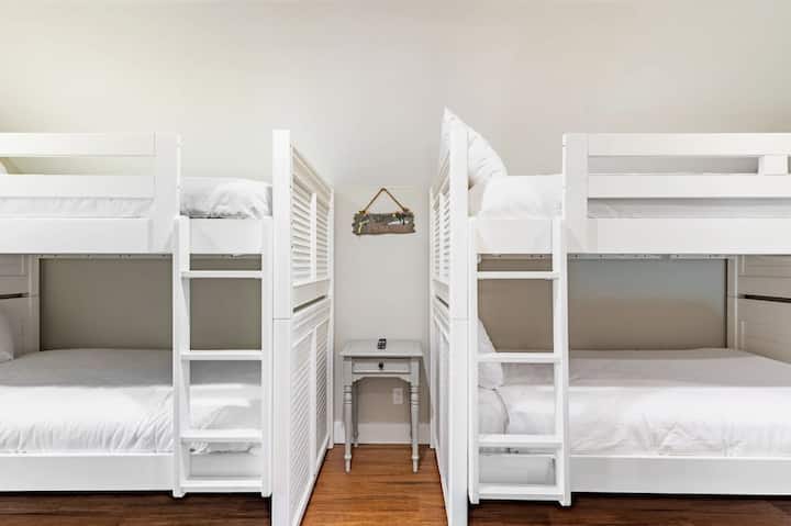 Två våningssängar