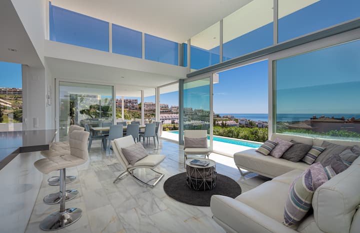 Villa Dona Julia 2410 Golf and Sea views