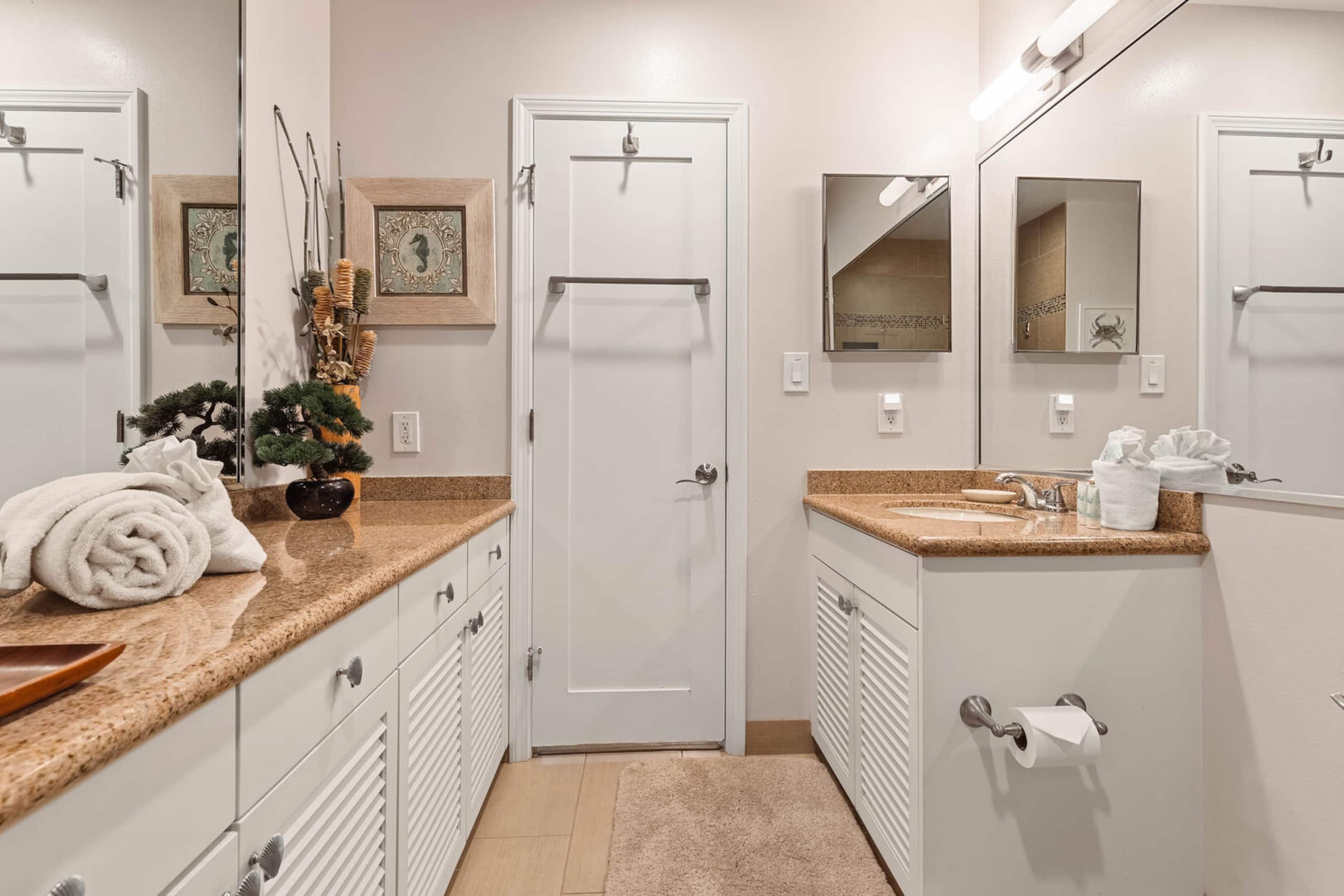 Condo in Lahaina · ★4.76 · 3 bedrooms · 3 beds · 2.5 baths - Image 27
