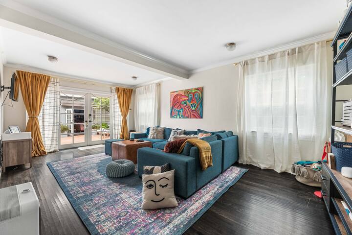 Ivy and Stone gallery image 3