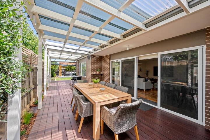 Aerial Beach House 2 gallery image 3