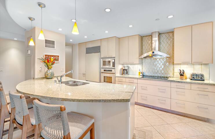 Maui Resort Rentals: Ka’anapali Ali’i 121 gallery image 2