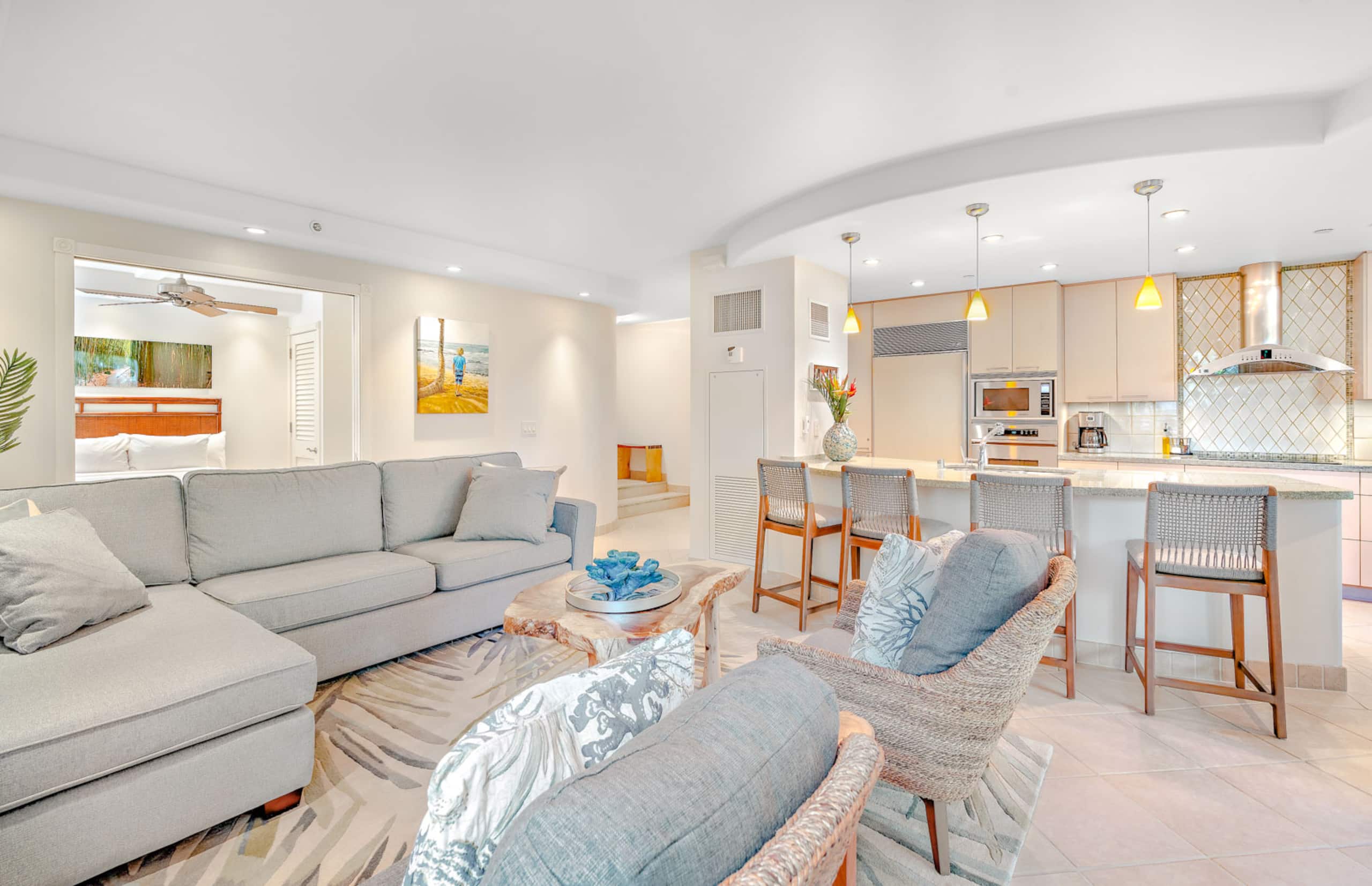 Condo in Lahaina · ★5.0 · 2 bedrooms · 4 beds · 2 baths - Image 3