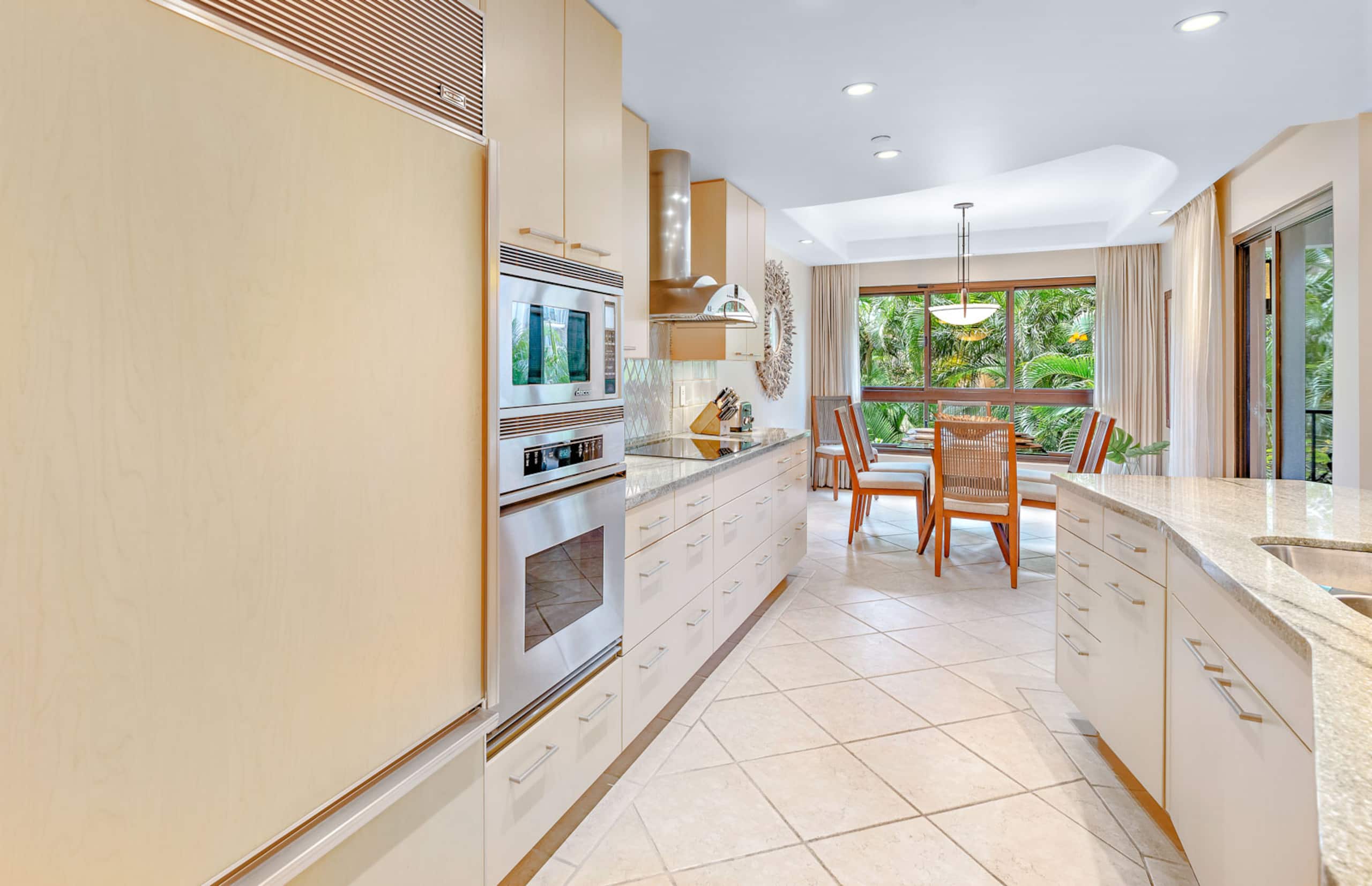 Condo in Lahaina · ★5.0 · 2 bedrooms · 4 beds · 2 baths - Image 8
