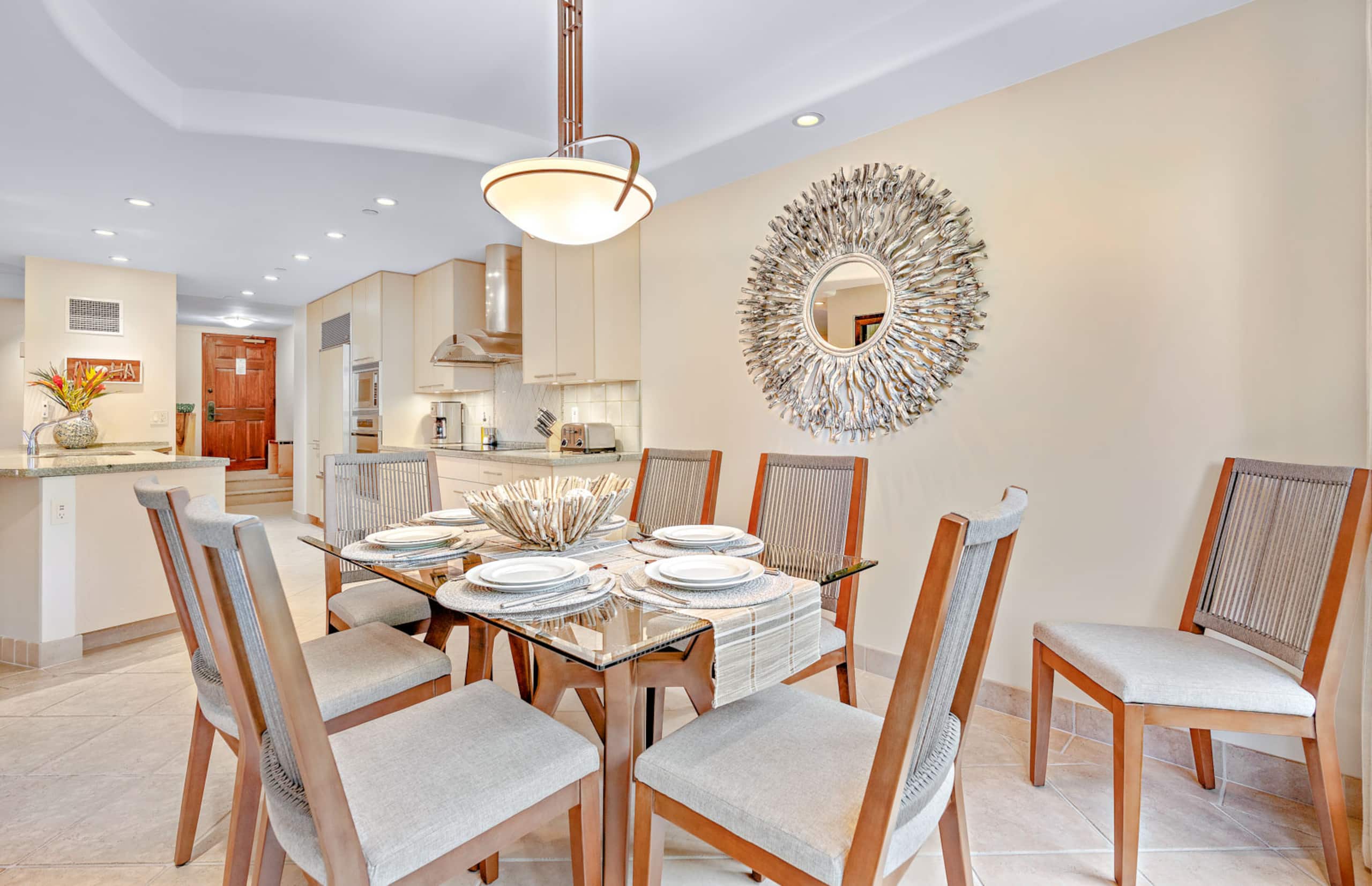 Condo in Lahaina · ★5.0 · 2 bedrooms · 4 beds · 2 baths - Image 10