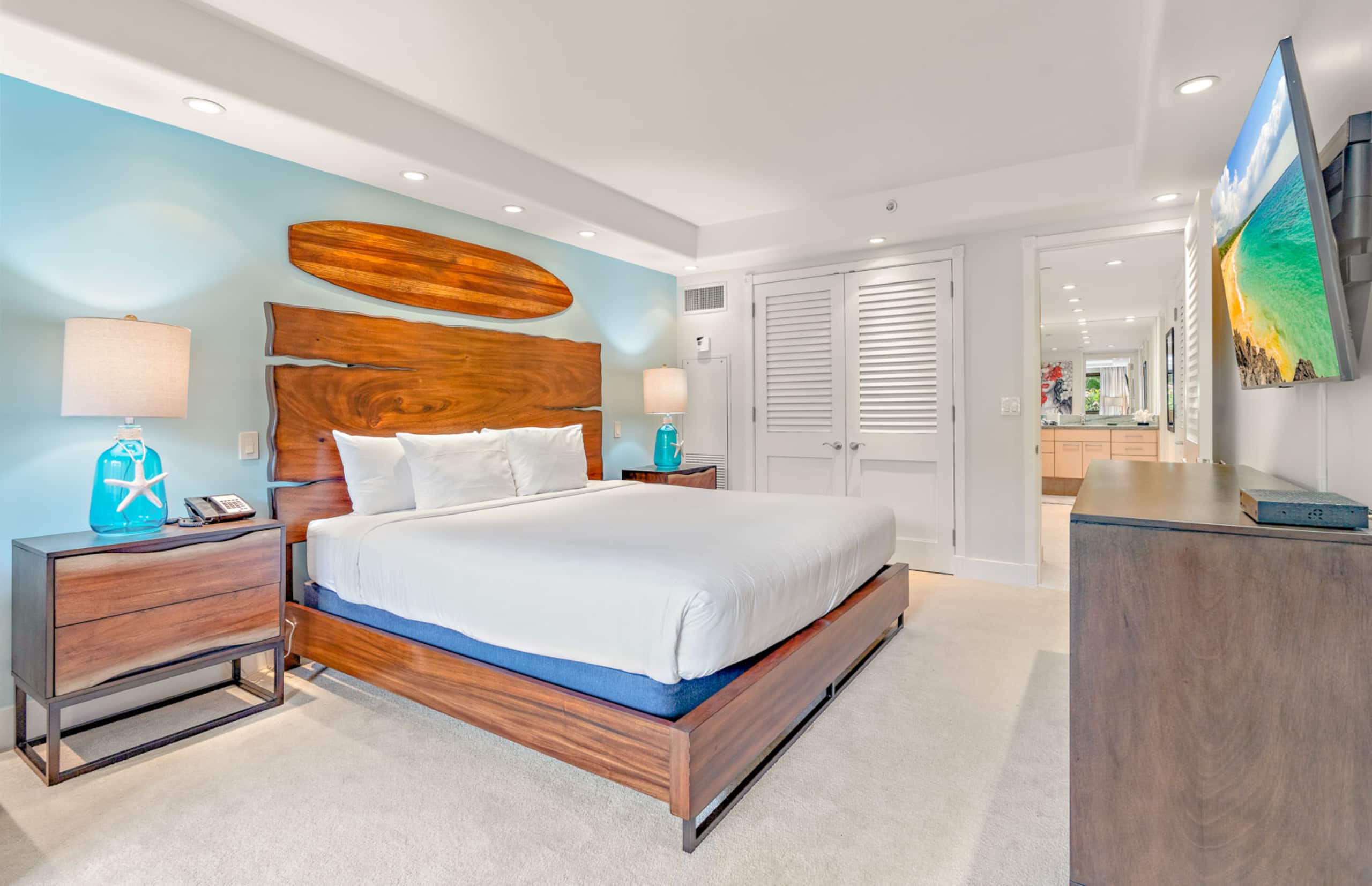 Condo in Lahaina · ★5.0 · 2 bedrooms · 4 beds · 2 baths - Image 18