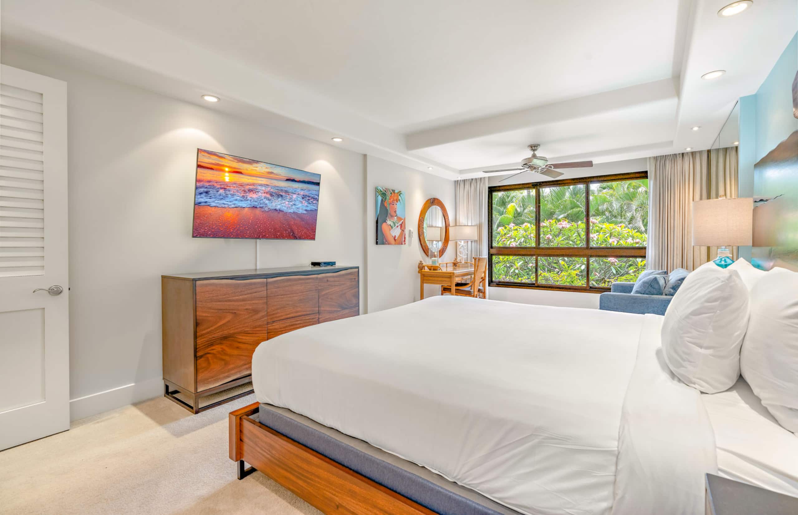 Condo in Lahaina · ★5.0 · 2 bedrooms · 4 beds · 2 baths - Image 19