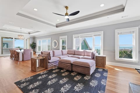 4 Bed 5 Bath Luxury Beach Front Home w/Ocean Views